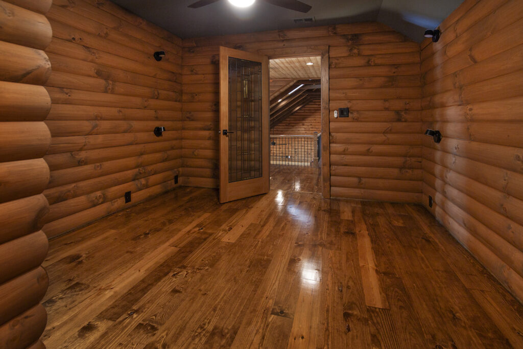 Log Cabin Office