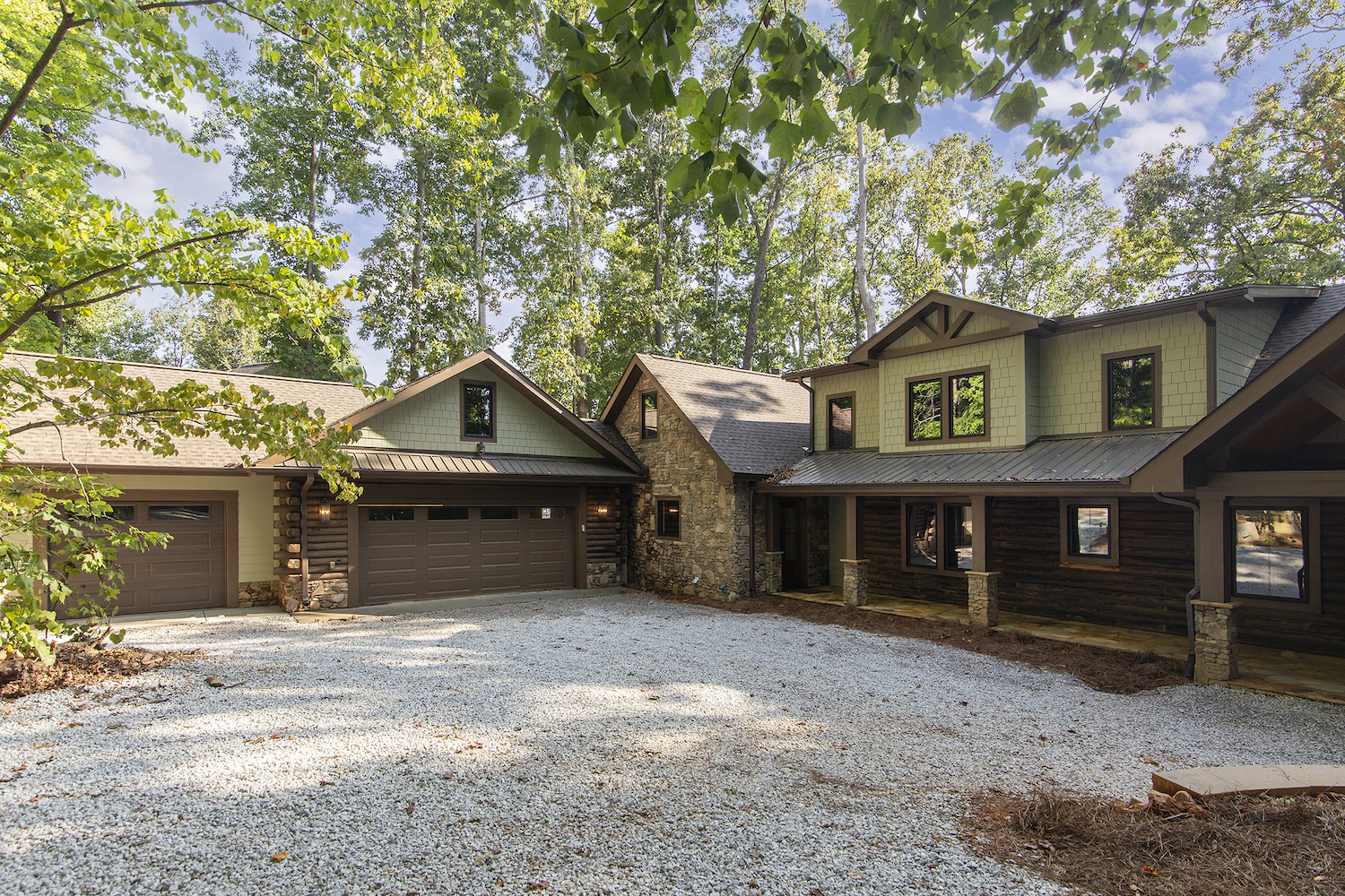 Luxury Cabin Design Entrance