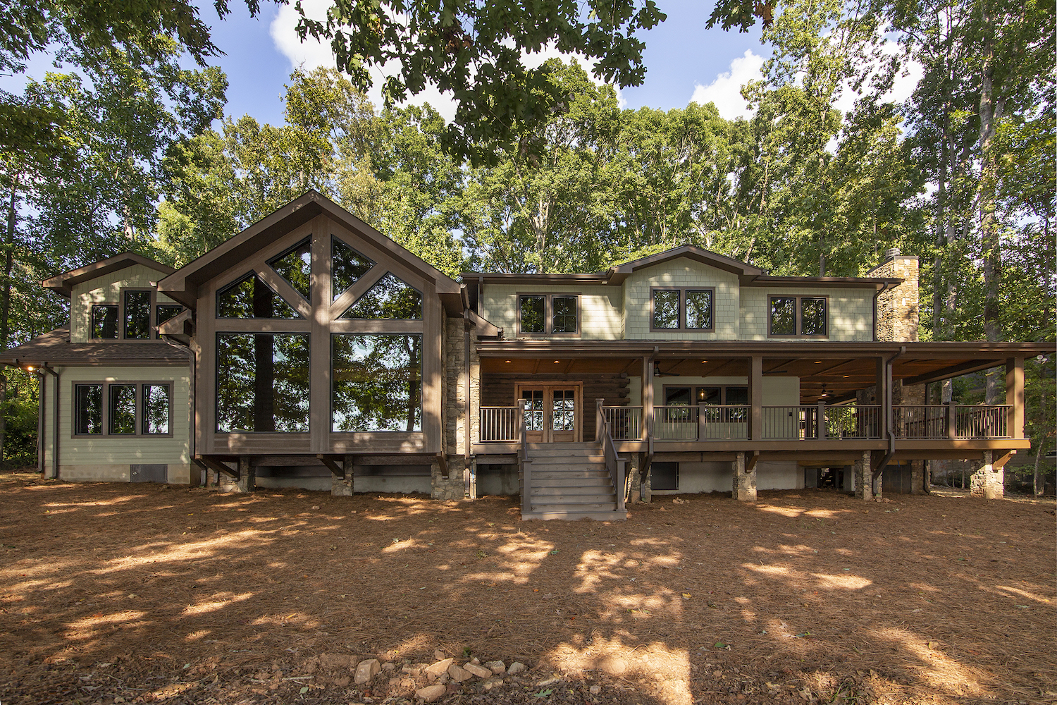 Renovation Custom Luxury Log Cabin