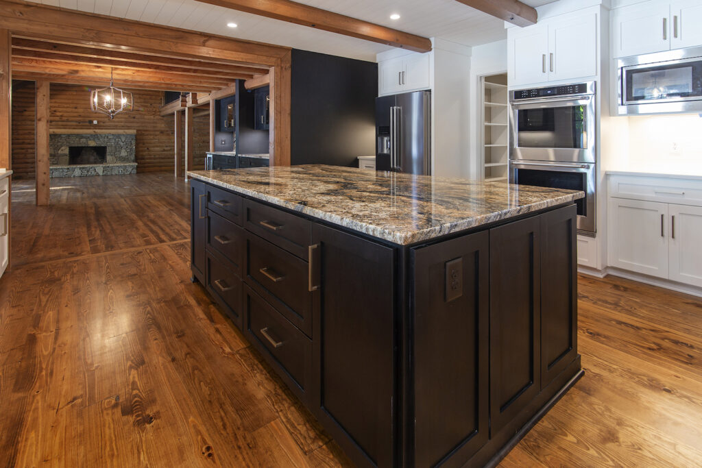 Renovation Open Kitchen Luxury Cabin