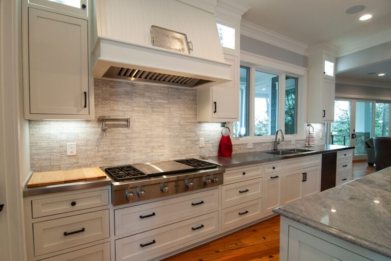 White Cabinet Luxury Kitchen