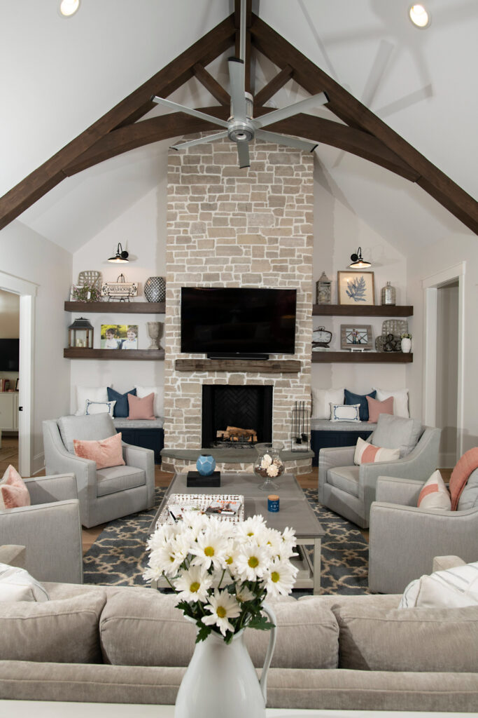 Wooden Beams Vaulted Ceiling