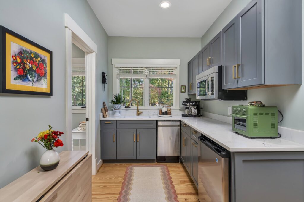 Apartment Kitchen